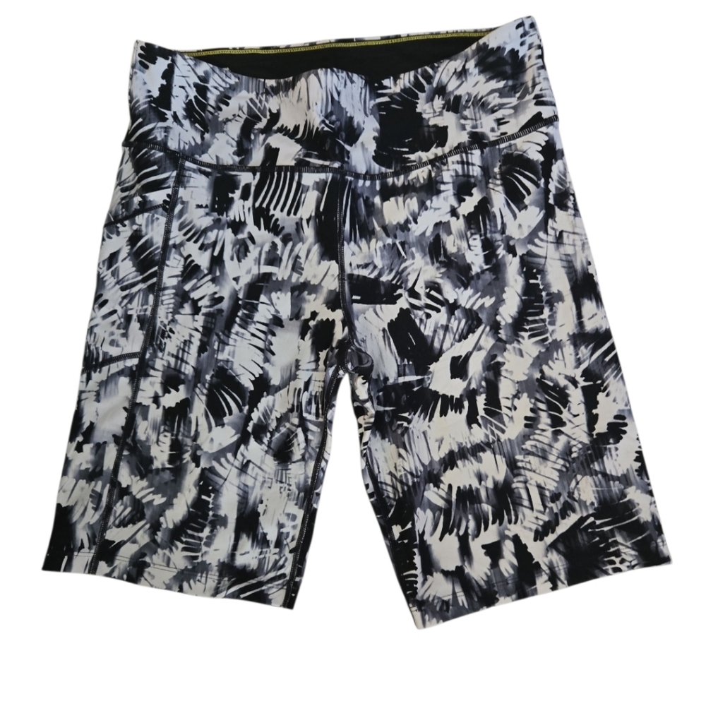 Calvin Klein Abstract Black and White Athletic Shorts LG